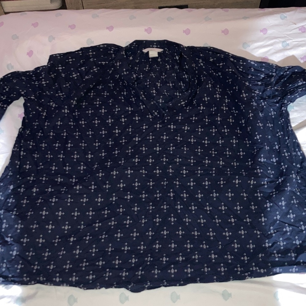H&M Dark Blue Top with Light Patterns